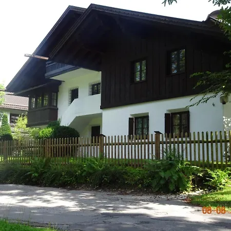 Huge And Calm In Apartment *