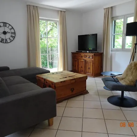 Huge And Calm In * גרמיש-פרטנקירכן